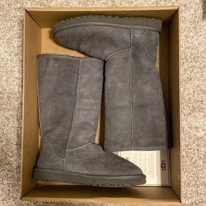 Gray Ugg boots, size 7